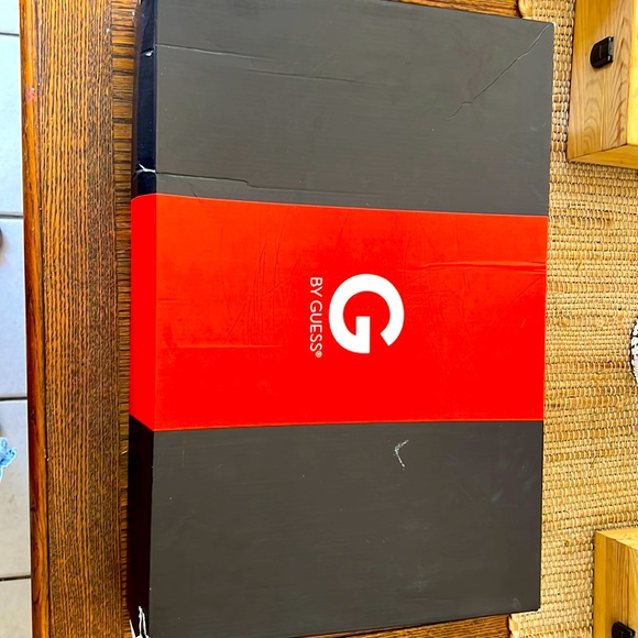 GUESS Hailee boot - Picture 3 of 3